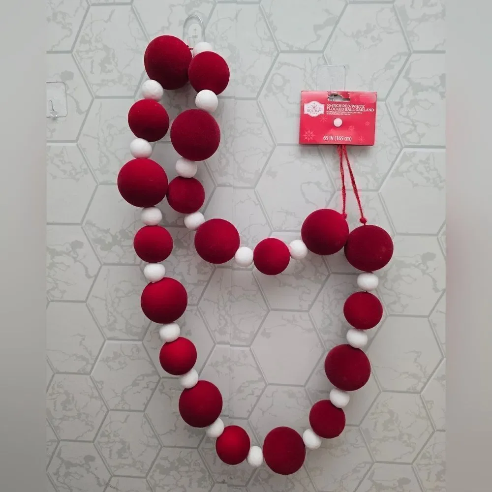 65 inch Red / White Flocked Ball Christmas Garland, New